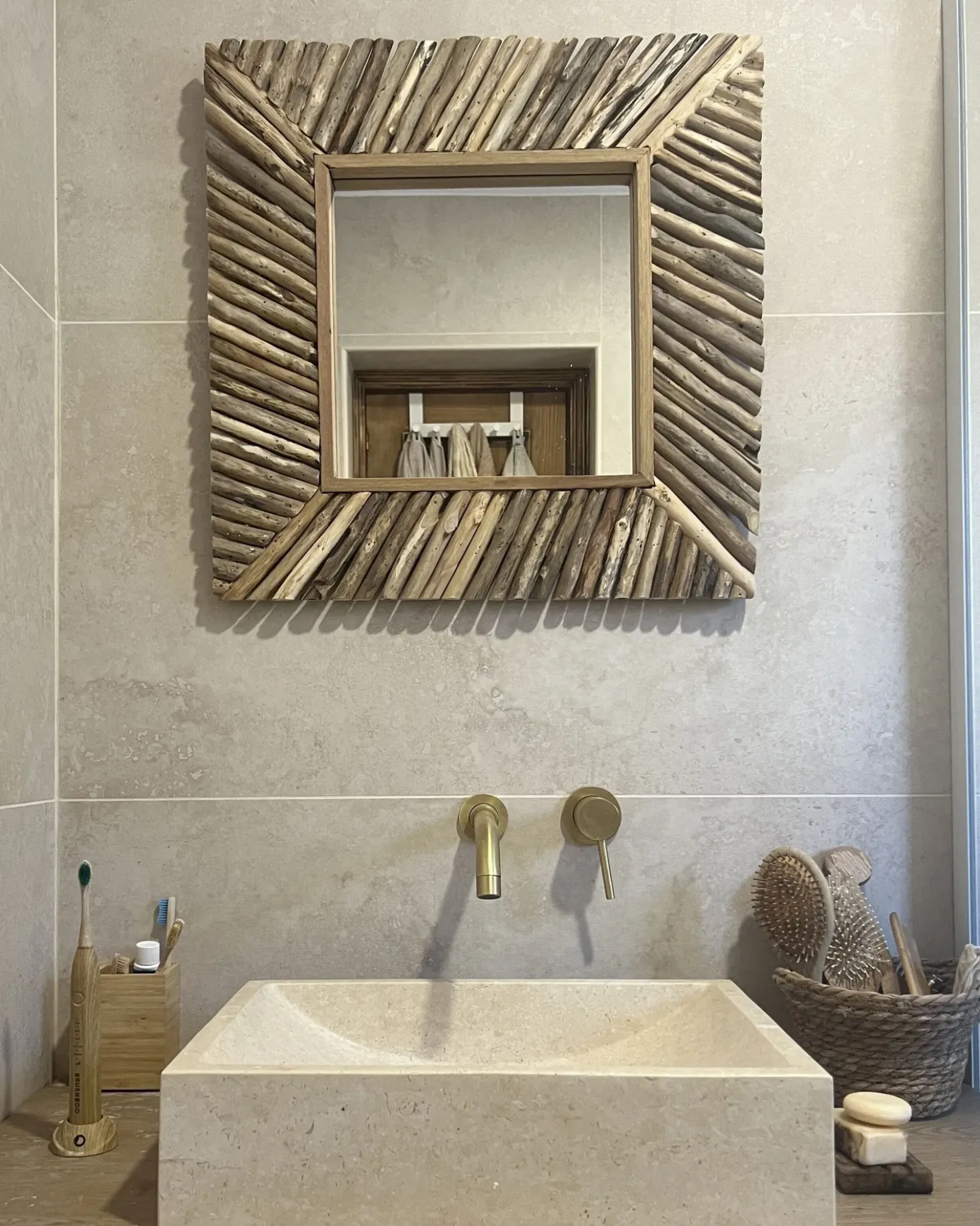 Specchio KANAB 60 cm 60 cm Legno di teak Marrone