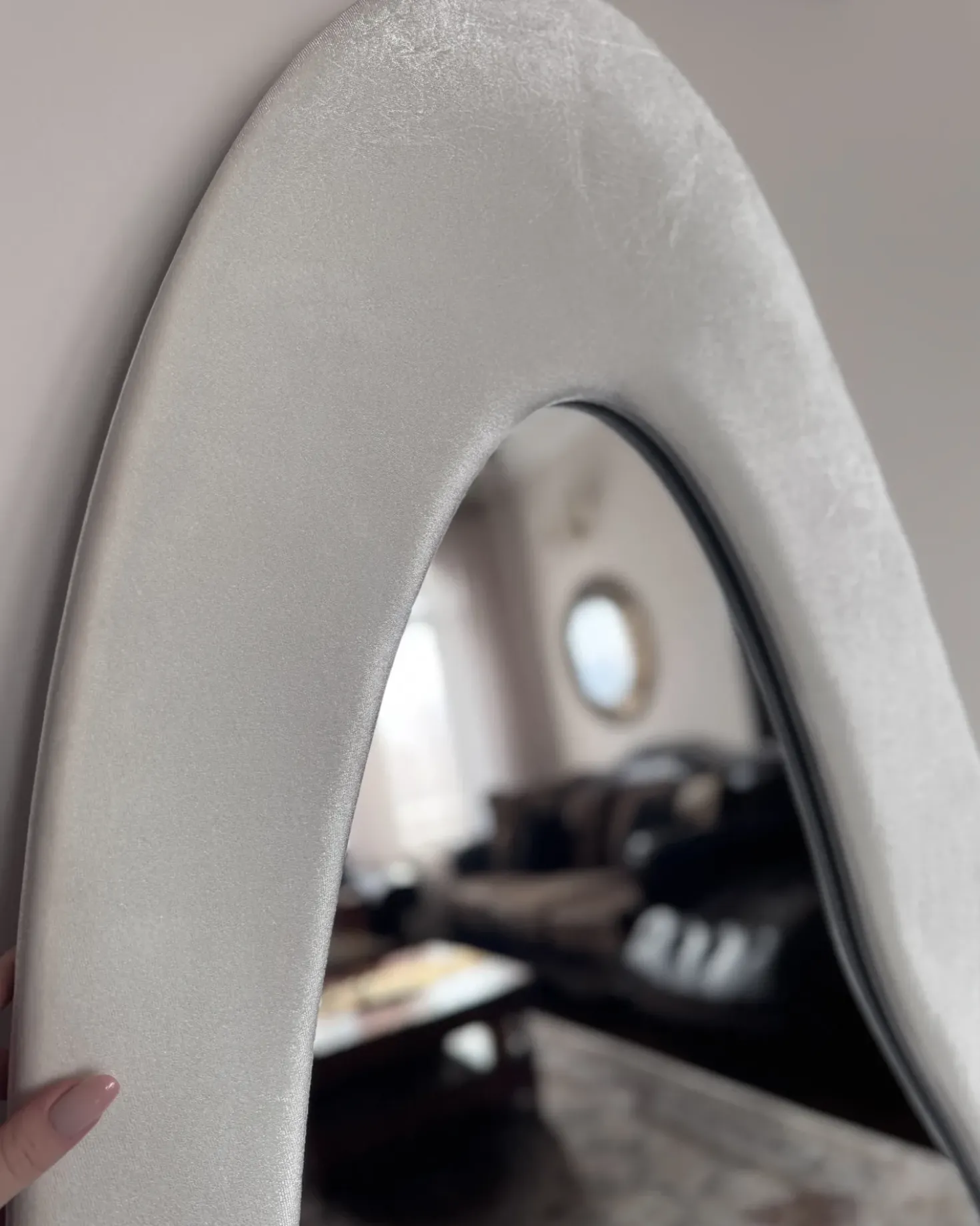 Specchio REIGNY 57 cm 160 cm Velluto Bianco