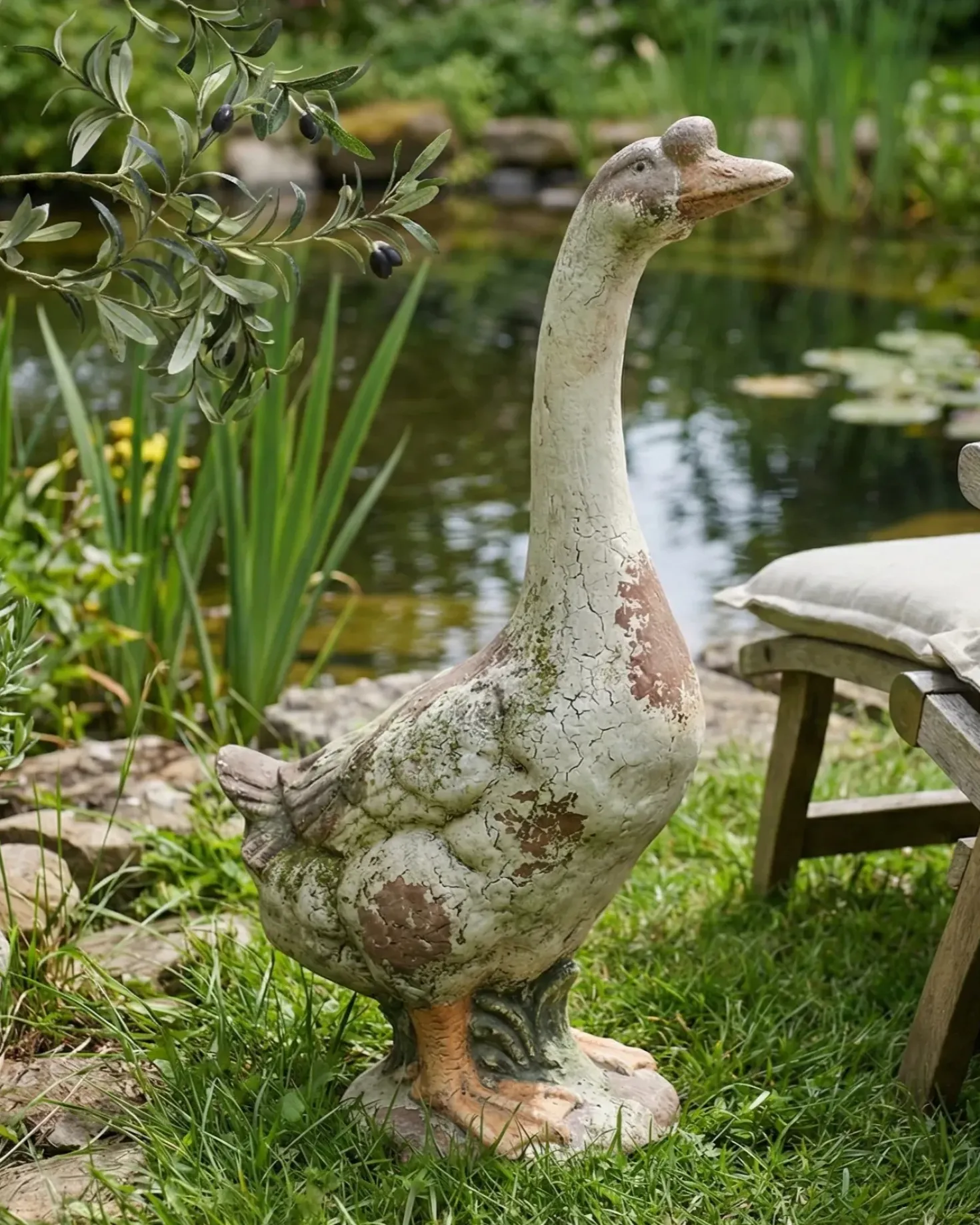 Statua da giardino SARNO Oca Beige