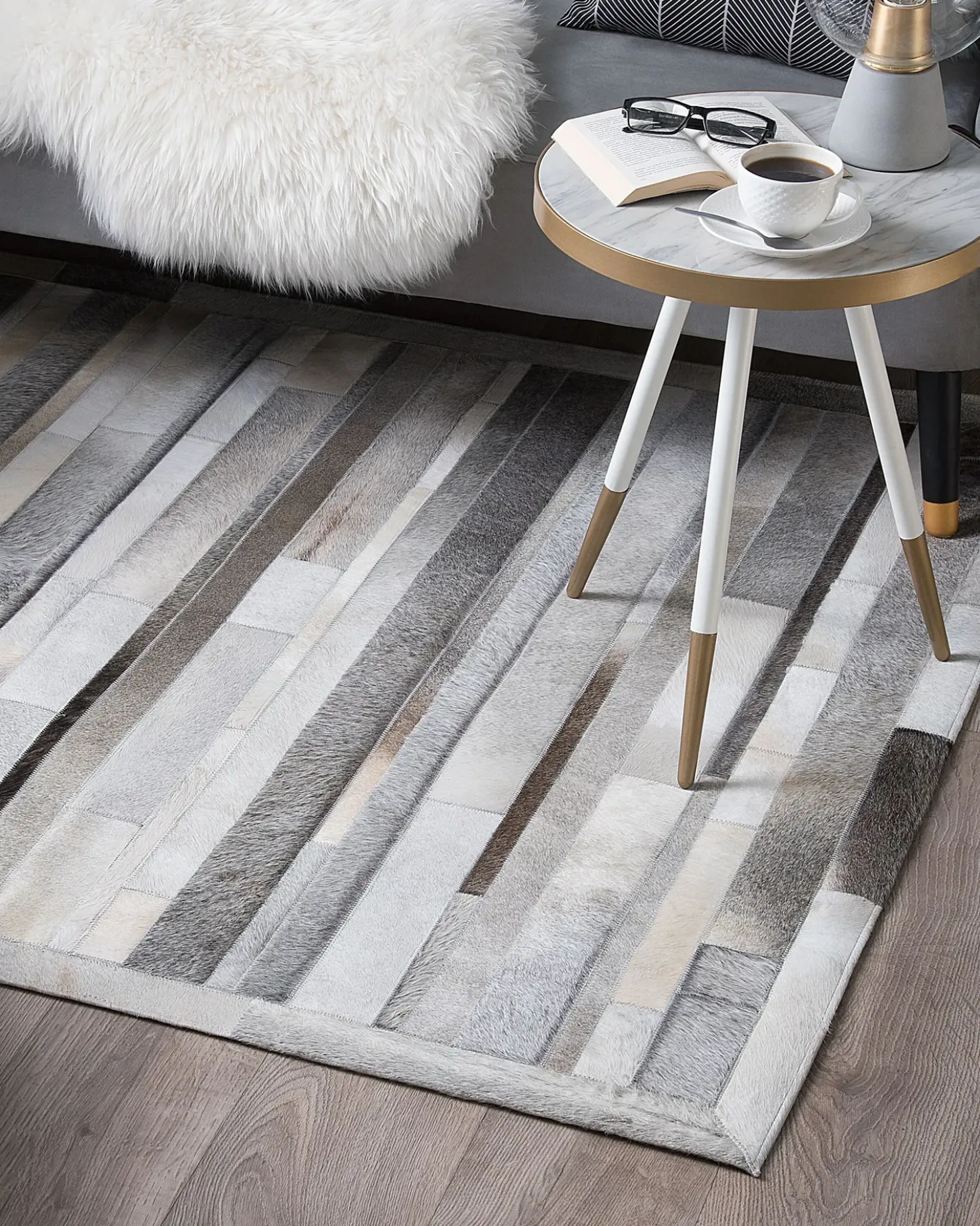 Tappeto AZAY Grigio chiaro 140 x 200 cm Pelle naturale
