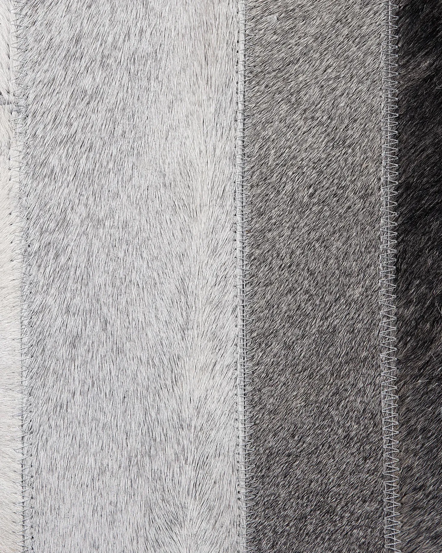 Tappeto AZAY Grigio chiaro 140 x 200 cm Pelle naturale