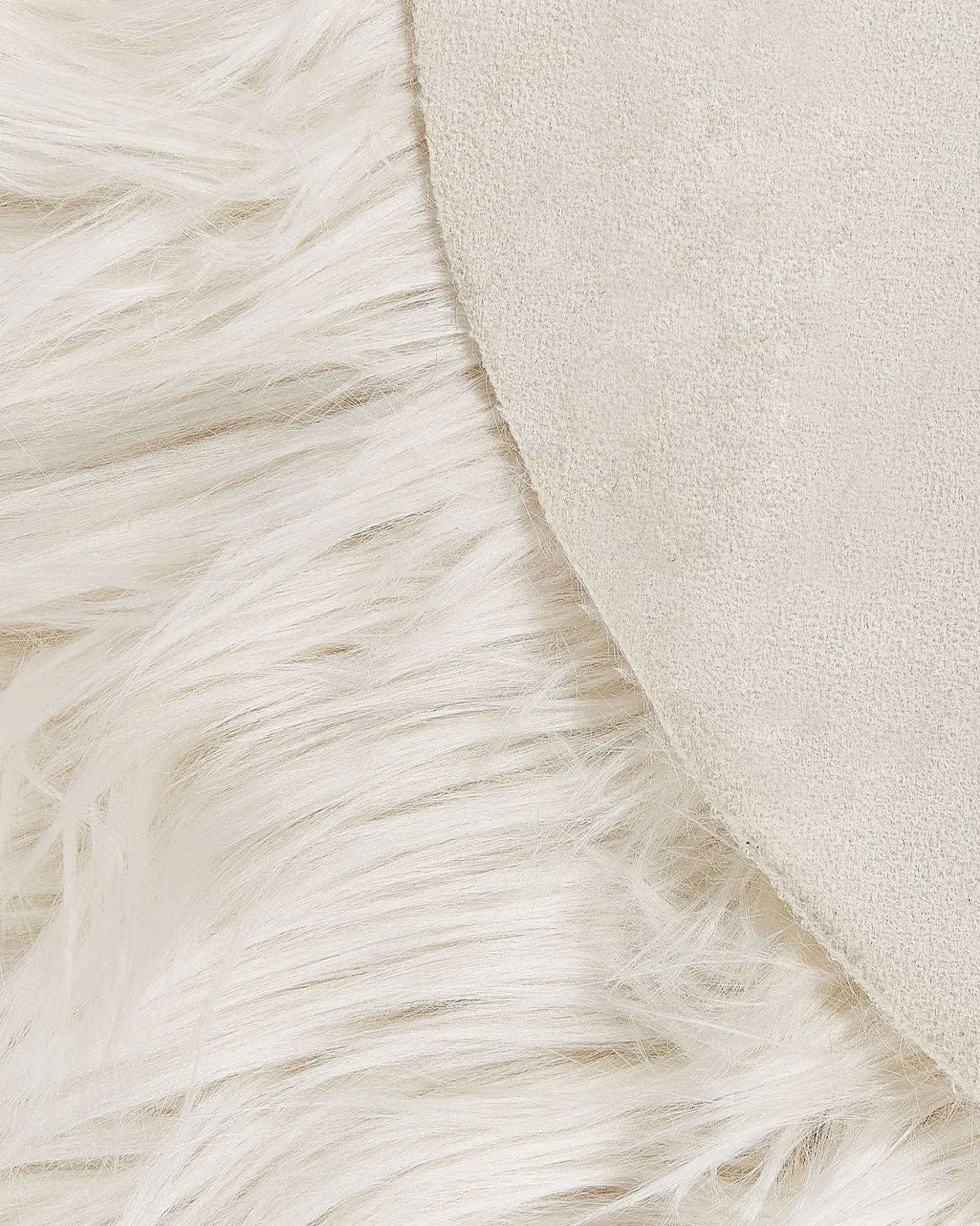 Tappeto in pelliccia sintetica MAMUNGARI Beige 60 x 180 cm