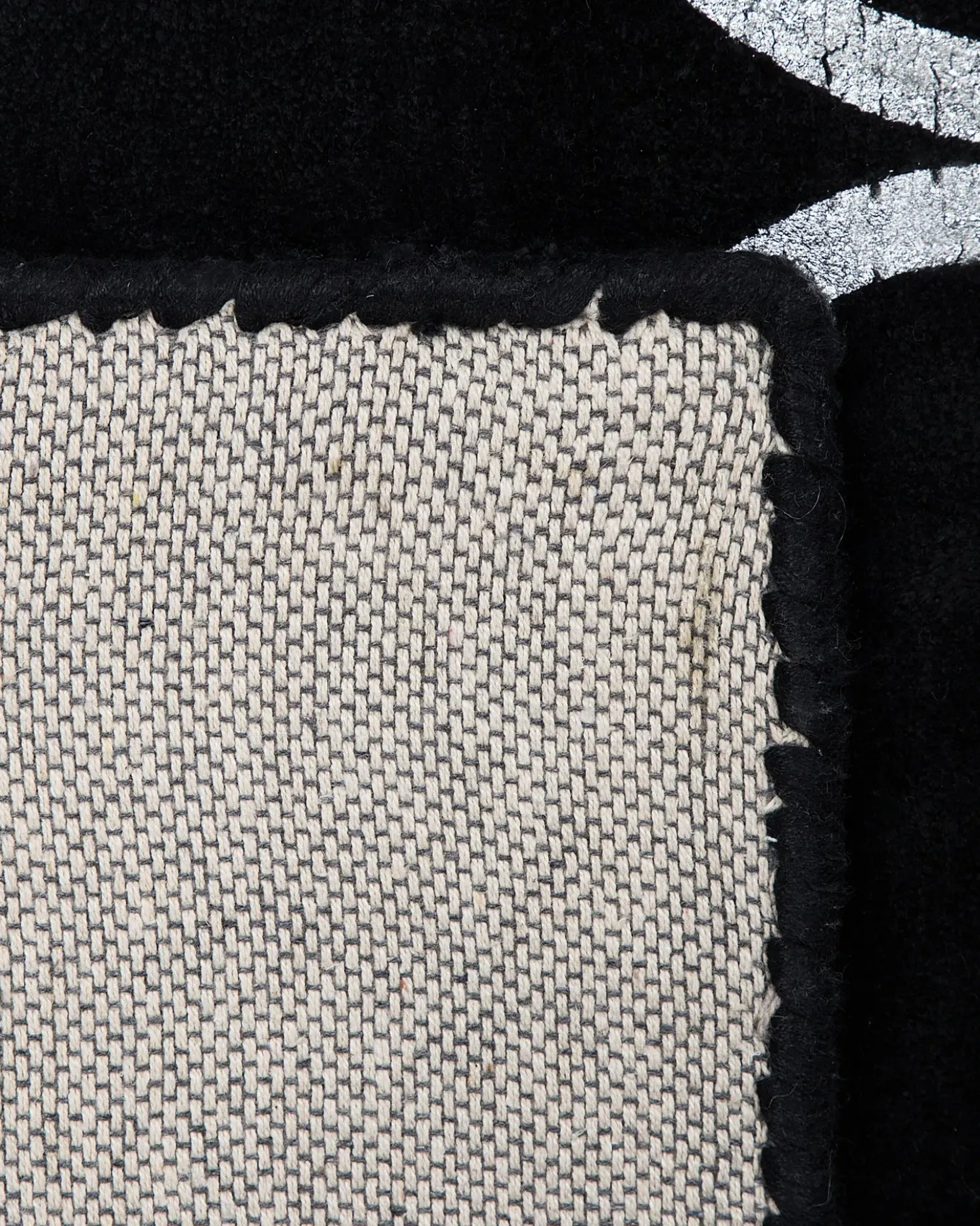 Tappeto YELKI Nero 140 x 200 cm Viscosa