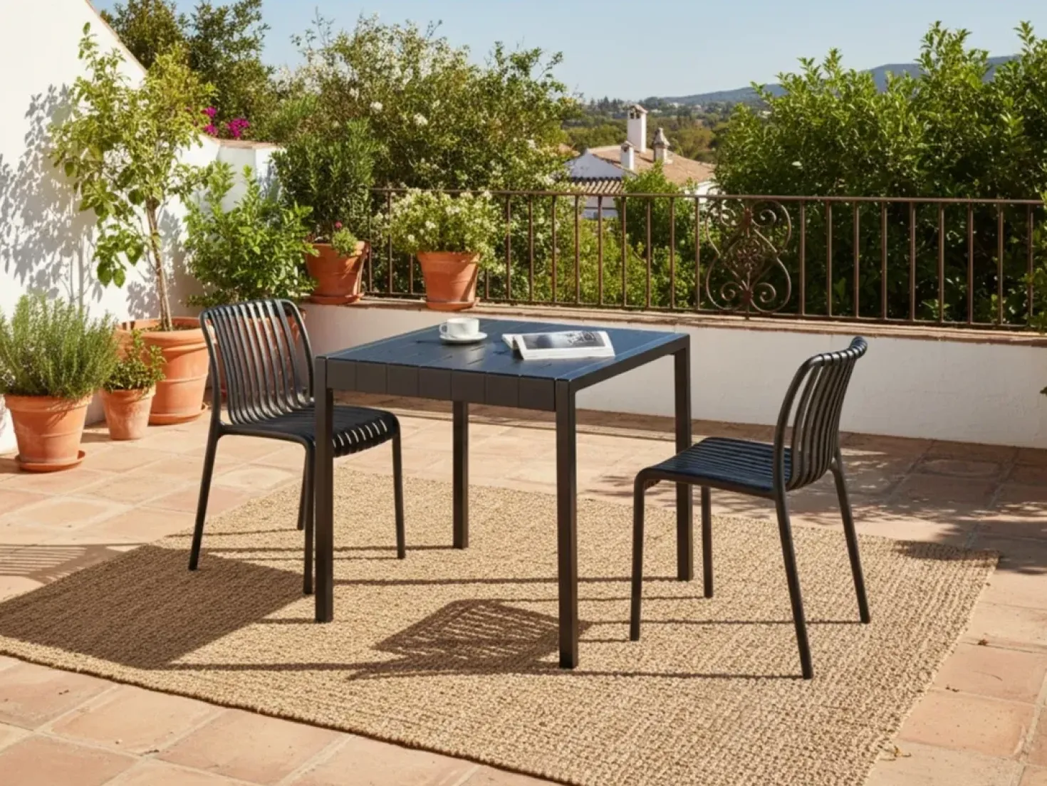 Tavolo da pranzo da giardino BARTICA 81 cm 84 cm Nero
