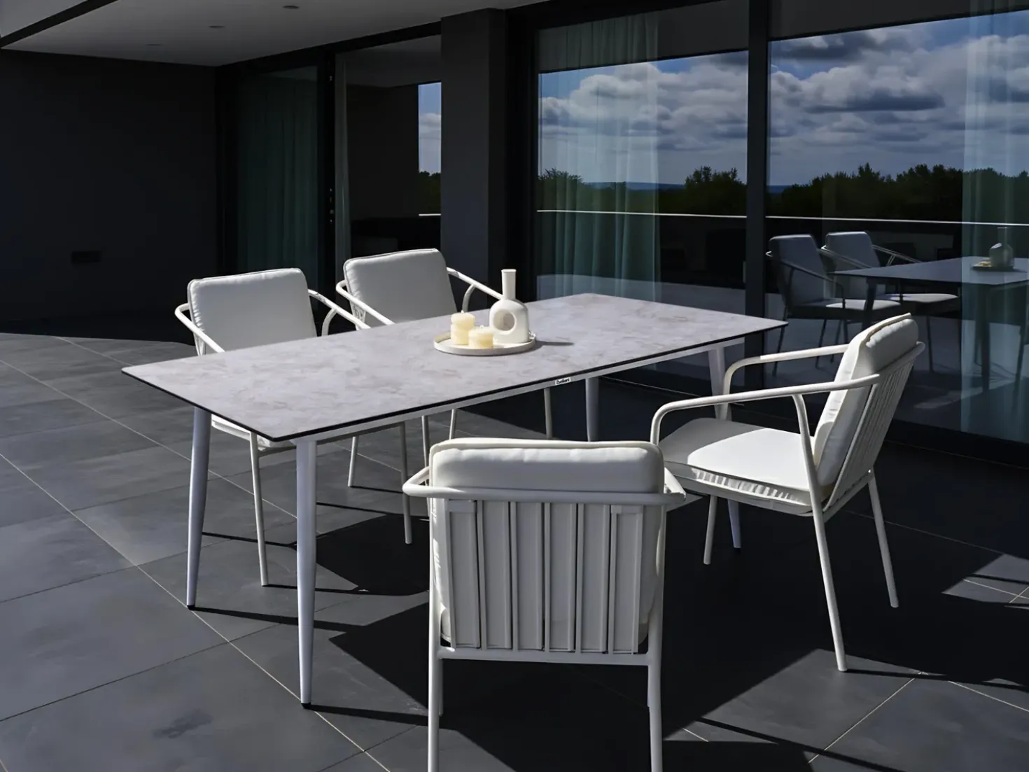 Tavolo da pranzo da giardino TOLENTINO 180 cm 90 cm Effetto pietra Grigio chiaro