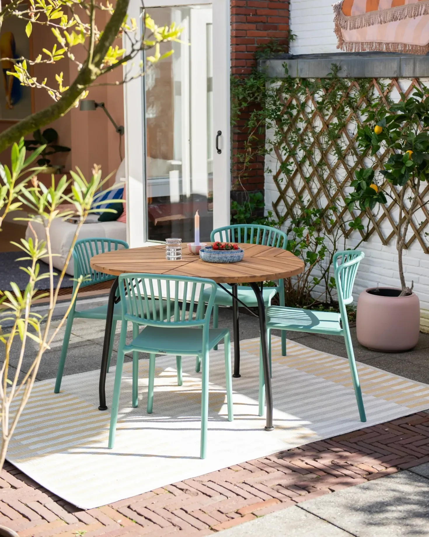 Tavolo da pranzo da giardino VARENNA 106 cm 103 cm Legno d'acacia Marrone