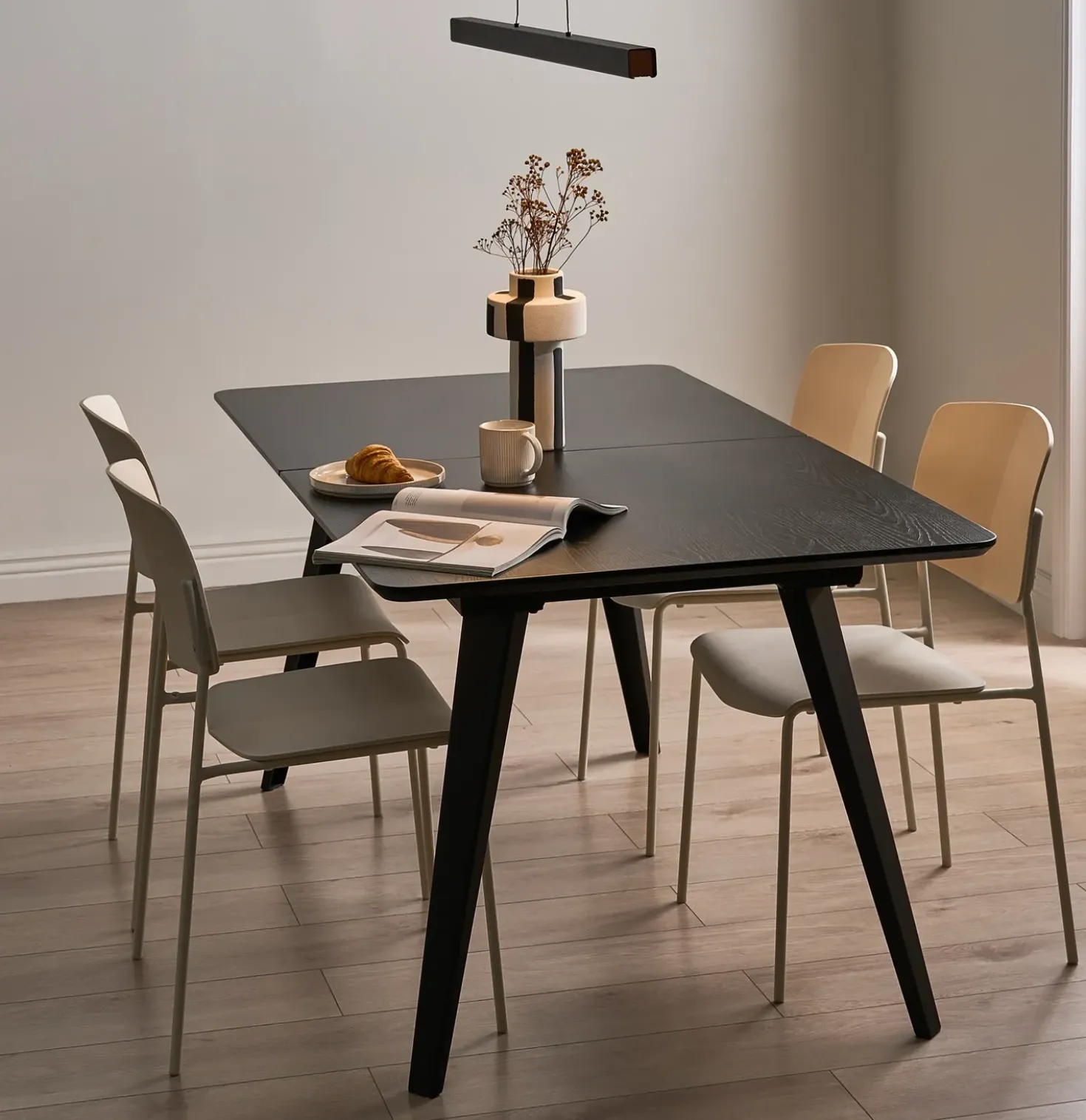Tavolo da pranzo estensibile NORLEY Nero 120/160 cm 80 cm
