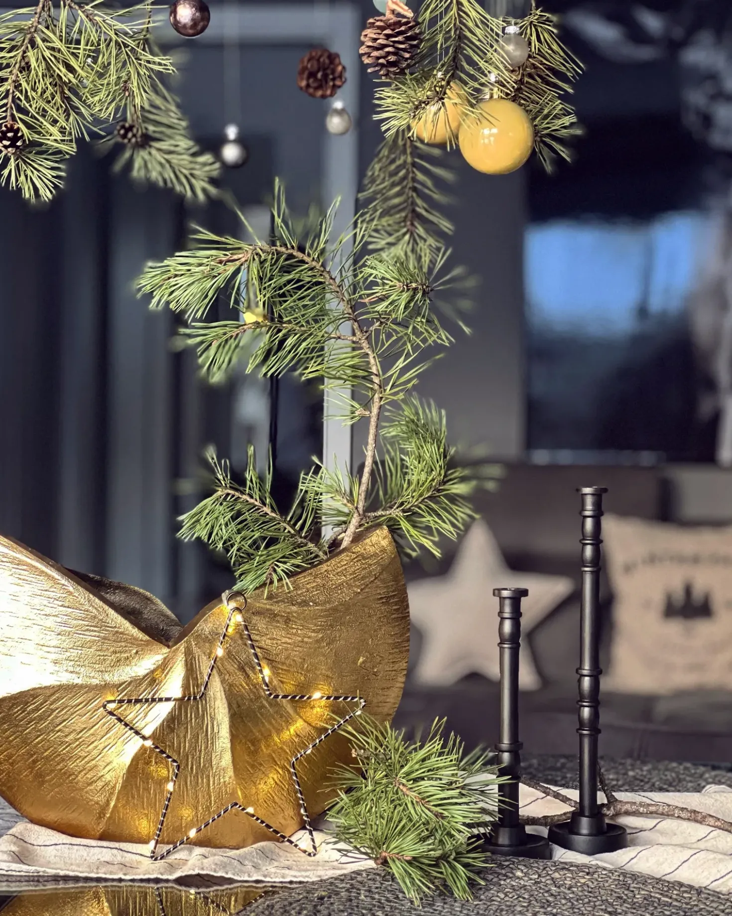 Vaso da fiori HATTUSA Metallo 26 cm Oro