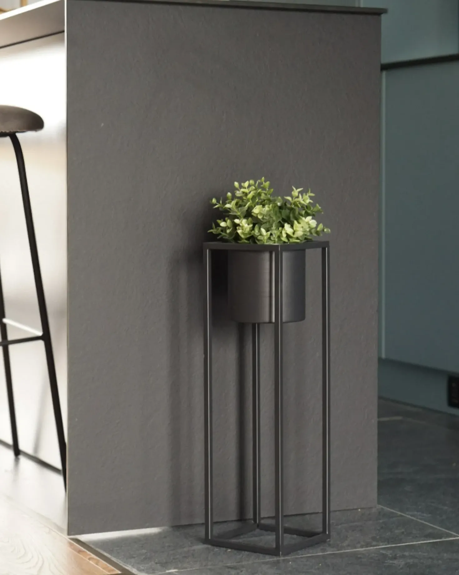 Vaso per piante rialzato IDRA Metallo 15 cm Nero